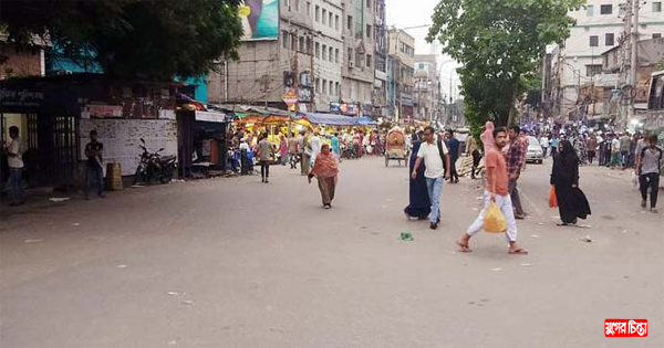 ঈদের ছুটিতে না.গঞ্জ প্রায় ফাঁকা  &nbsp;