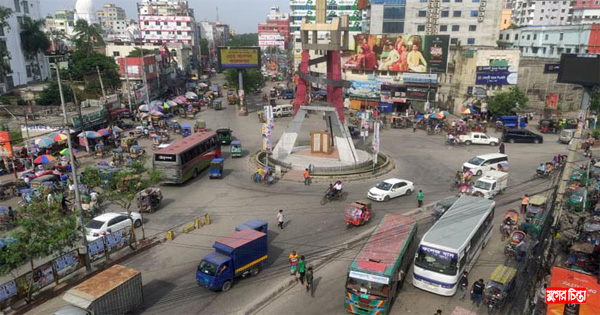 ব্যস্ত নগরী ফিরছে চিরচেনা রূপে &nbsp;