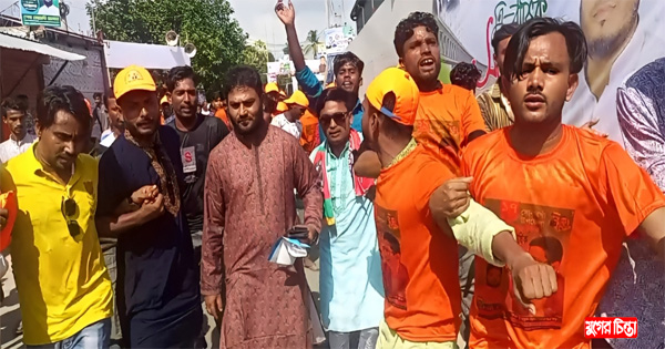 হাজারো নেতা-কর্মী নিয়ে সম্মেলনে চমক দেখালেন ফারুক ওমর