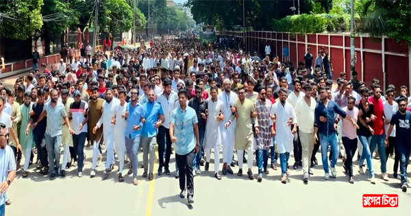 অয়ন ওসমানের পক্ষে ঢাকার রাজপথ কাঁপালেন যুবলীগ নেতা আহম্মেদ কাউসার