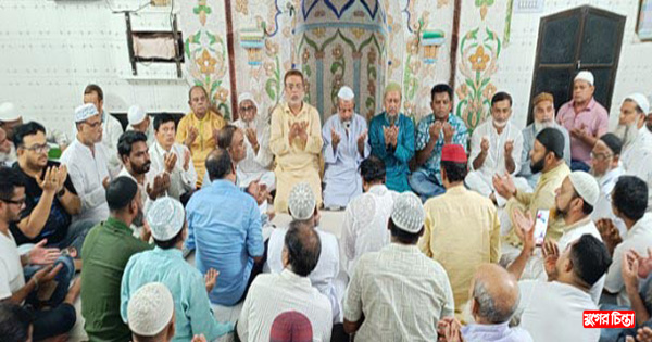 খালেদা জিয়ার দ্রুত সুস্থতা কামনায় মহানগর বিএনপির মিলাদ ও দোয়া