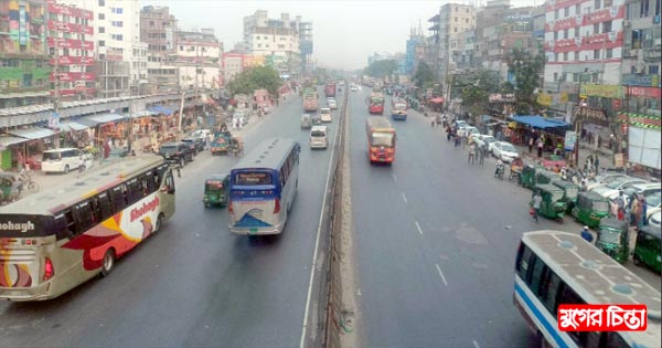 জীবিকার তাগিদে ফিরছে মানুষ