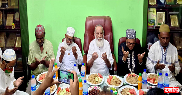 খান মাসুদের মেয়ের জন্মদিনে ইফতার ও দোয়া