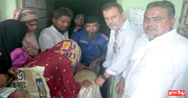 এনায়েতনগরে ভিজিএফএর চাউল বিতরণ