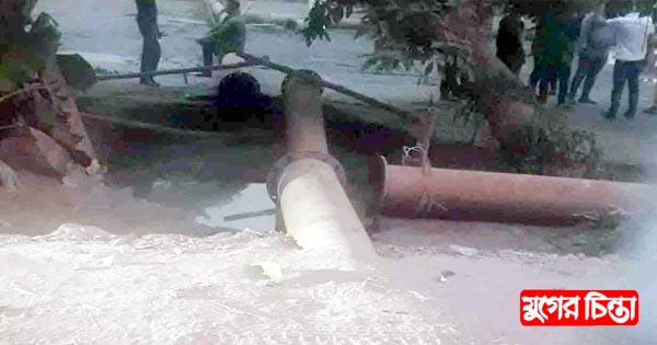 কলাগাছিয়ায় অবৈধ ড্রেজারের পাইপ সংযোগ বিচ্ছিন্ন