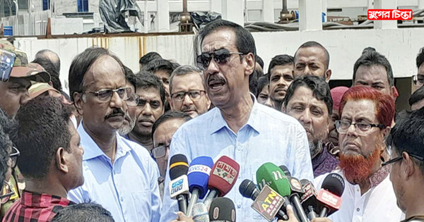 জলাবদ্ধতার পানি অপসারণ না হলে গলা পানিতে নেমে দাঁড়িয়ে ধর্মঘট করবে