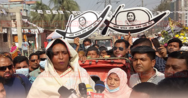 উনি ইচ্ছা করলেও আসতে পারবেন নাঃ আইভী