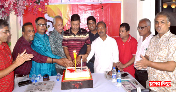 না&rsquo;গঞ্জে &lsquo;আজকের দর্পণ&rsquo; পত্রিকার&nbsp;প্রতিষ্ঠাবার্ষিকী উদযাপন