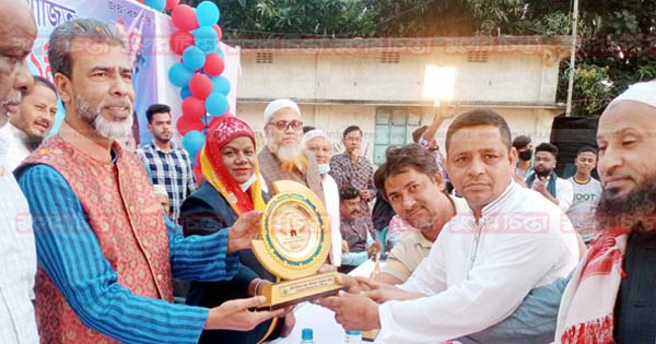 সিদ্ধিরগঞ্জে নাসিকের নবনির্বাচিত দুই কাউন্সিলরকে সংবর্ধনা