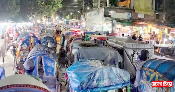 সিরাজদ্দৌলা রোডের যানজটের মূল কারণ দখল-হকার