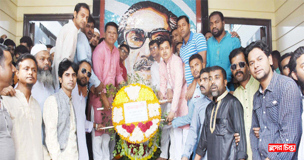 জুয়েল হোসেনের নেতৃত্বে&nbsp;শ্রদ্ধা নিবেদন