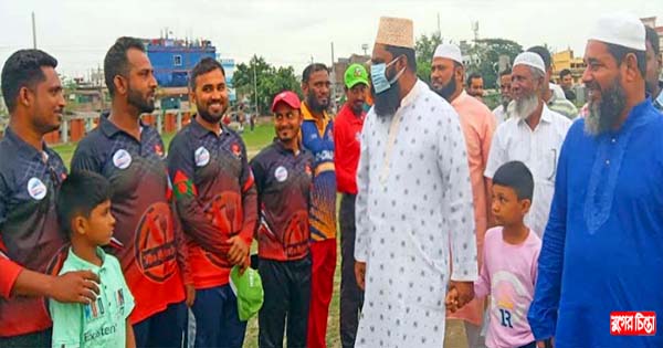 আলীগঞ্জ প্রিমিয়ার লীগ ক্রিকেট টুর্নামেন্টের উদ্বোধন করলেন পলাশ