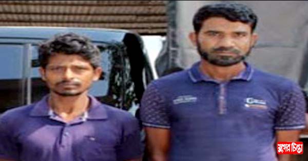 শুল্ক ফাঁকি দেয়া ভারতীয় পোশাক উদ্ধার, আটক ২