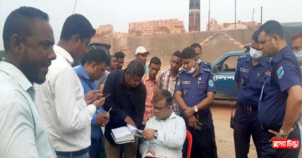 বন্দরের চার ইটভাটাকে ৮ লাখ টাকা জরিমানা