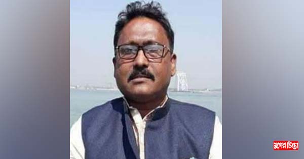 হুলিয়া নিয়ে ঘুরে বেড়াচ্ছেন খোকন সাহা!