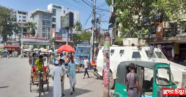 না.গঞ্জে জুমার দিনে বাড়তি নিরাপত্তা নগরীজুড়ে, সতর্ক পুলিশ