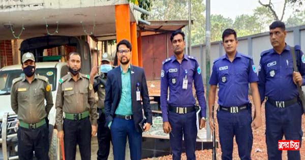 আড়াইহাজারে মাছ, মাংস ও মুরগীর দোকানীকে জরিমানা