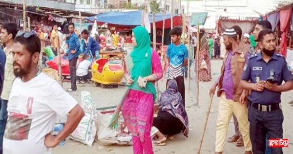 সিদ্ধিরগঞ্জে অবৈধ মেলা ভেঙে দিয়েছে ভ্রাম্যমাণ আদালত