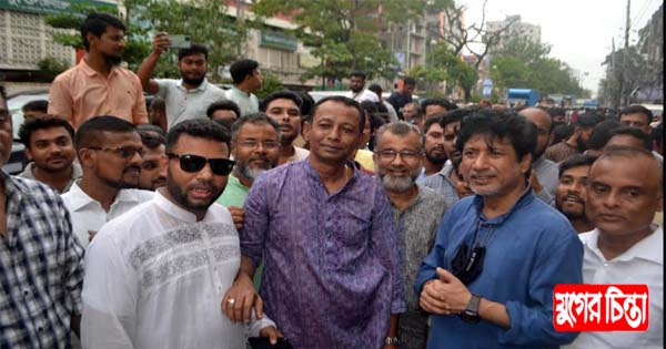আলমগীরের নেতৃত্বে বিশাল মিছিল নিয়ে যোগদান