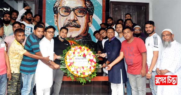 বঙ্গবন্ধুর প্রতিকৃতিতে জুয়েল এর শ্রদ্ধা নিবেদন