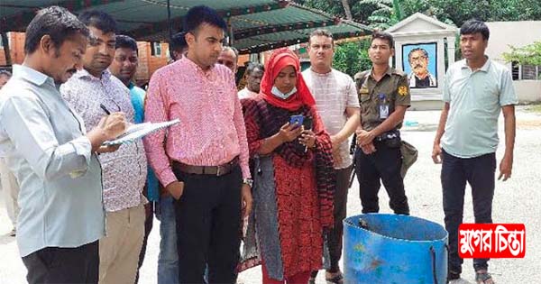 পুকুরের মাছে রং দিয়ে নদীর বলে বিক্রি, জরিমানা অর্ধলাখ