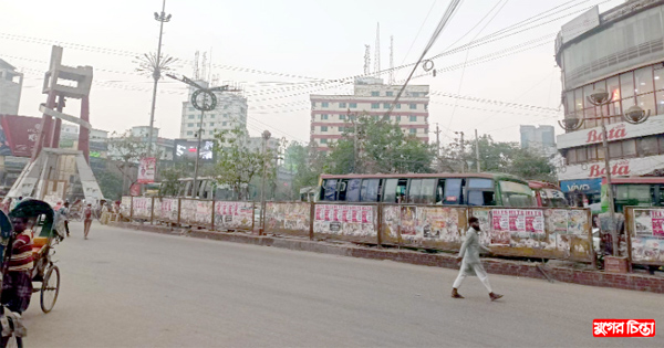 ট্রাফিকের তৎপরতায় নিয়ন্ত্রণে যানজট