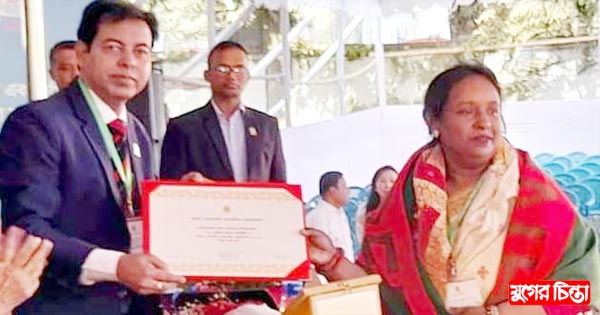 বাংলা একাডেমির ফেলোশিপ গ্রহণ করলেন মেয়র আইভী