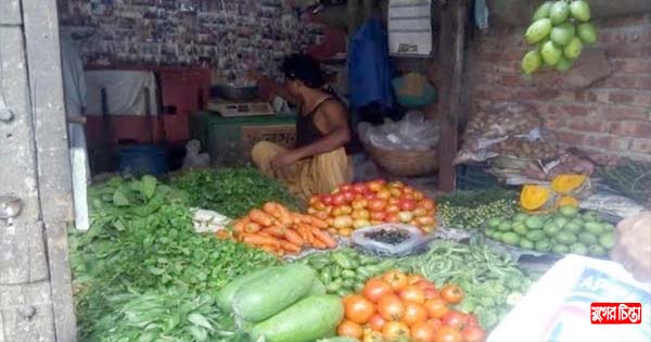 ঈদের ছুটির পর বেড়েছে সবজি-মুরগির দাম