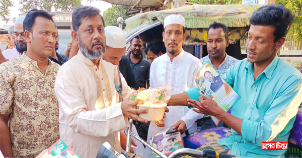 সোনারগাঁয়ে ডা. বিরু`র উদ্যোগে&nbsp;ইফতার বিতরণ অব্যাহত