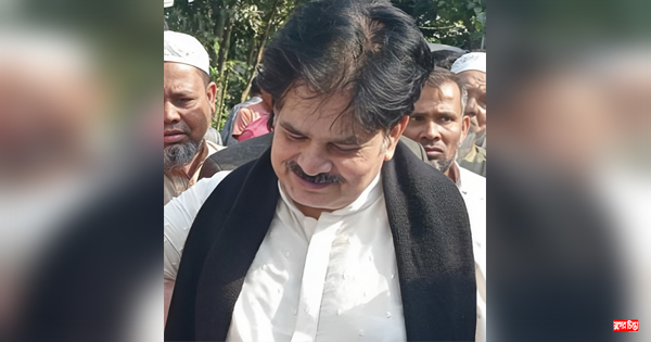 নেতাকর্মীদের ভয় দেখিয়ে প্রার্র্থীর সাথে ছবি তোলানো হচ্ছে : খোকা