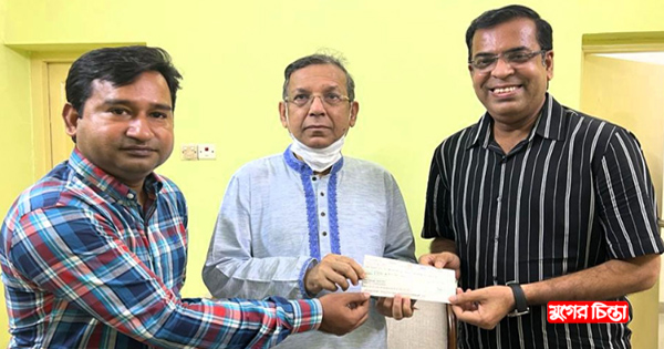 ডিজিটাল বার ভবন নির্মাণে আইনমন্ত্রীর ৩০ লাখ টাকার চেক প্রদান