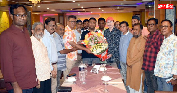 নারায়ণগঞ্জ প্রেস ক্লাবের নেতৃবৃন্দের সঙ্গে বিএনপি নেতা আজাদের মতব