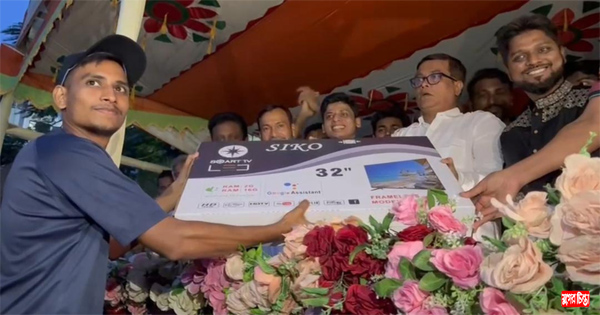 দ্বিতীয় স্বাধীনতা উপলেক্ষে রাজীবের উদ্যোগে ক্রিকেট টুর্নামেন্ট &nbsp;