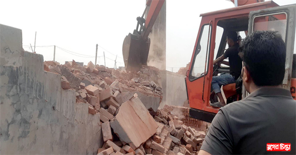 বক্তাবলিতে দুই ইটভাটাকে ৫০ হাজার টাকা জরিমানা