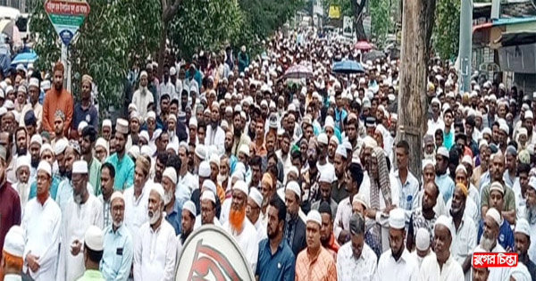 নাসিক কাউন্সিলর নুর উদ্দিনের&nbsp;মায়ের জানাজা শেষে দাফন সম্পন্ন