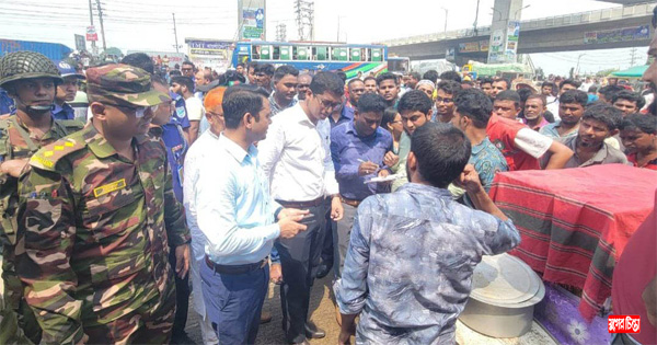 রূপগঞ্জে ভুলতায় সড়ক উদ্ধারে উচ্ছেদ অভিযান