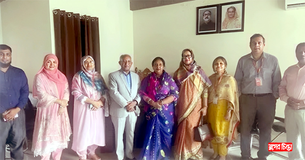 নাসিকের স্বাস্থ্য সহায়তা কার্যক্রম&nbsp;পরিদর্শনে কানাডিয়ান হাইকমিশনার