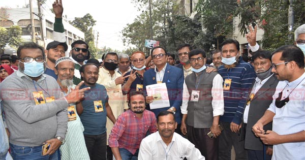 ১১নং ওয়ার্ডে ট্রাক্টর প্রতীক নিয়ে লড়বেন সেলিম আহমেদ হেনা