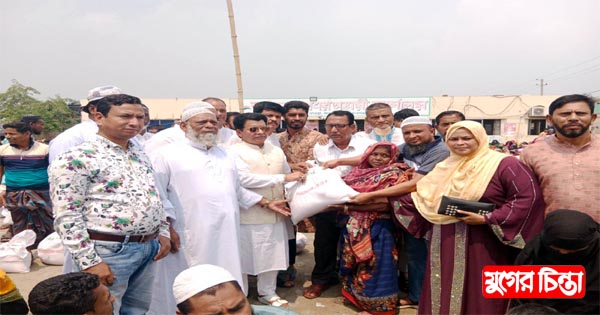 বসুন্ধরা ও রংধনু গ্রুপের উদ্যোগে ৫ হাজার পরিবার পেল খাদ্যসামগ্রী