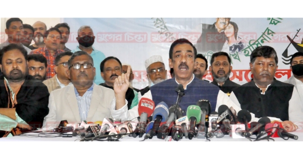 অস্তিত্ব রক্ষায় মাঠে নামার ঘোষণা দিলেন শামীম ওসমান