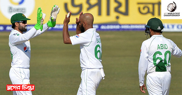 ৭৬ রানে ৭ উইকেট