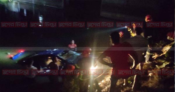আসামি নিজেই চালাচ্ছিলেন পুলিশের সেই গাড়ি