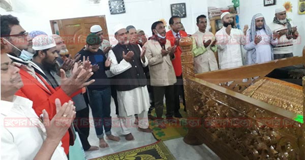 আইভী মেয়র নির্বাচিত হওয়ায় জেলা শ্রমিকলীগের উদ্যোগে মিলাদ ও দোয়া