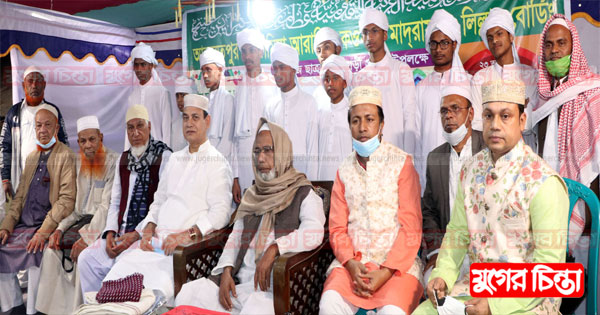 মাদরাসার হাফেজ ছাত্রদের পাগড়ী প্রদান ও সংবর্ধনা