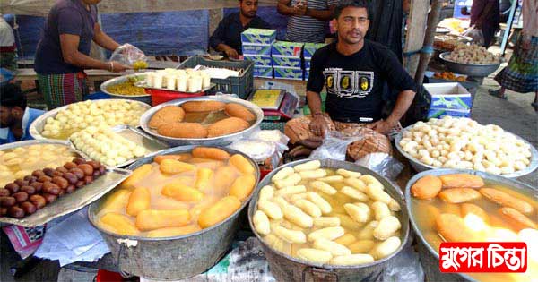 পুতা মিষ্টি ও কাঠের নৌকার বিখ্যাত কাইকারটেক হাট