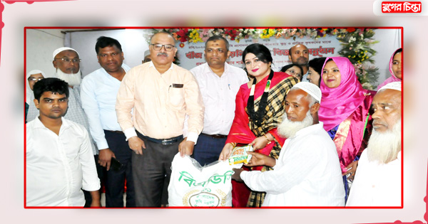 নারায়ণগঞ্জ সদর উপজেলায় কৃষকদের মাঝে বিনামূল্যে বীজ ও সার বিতরণ