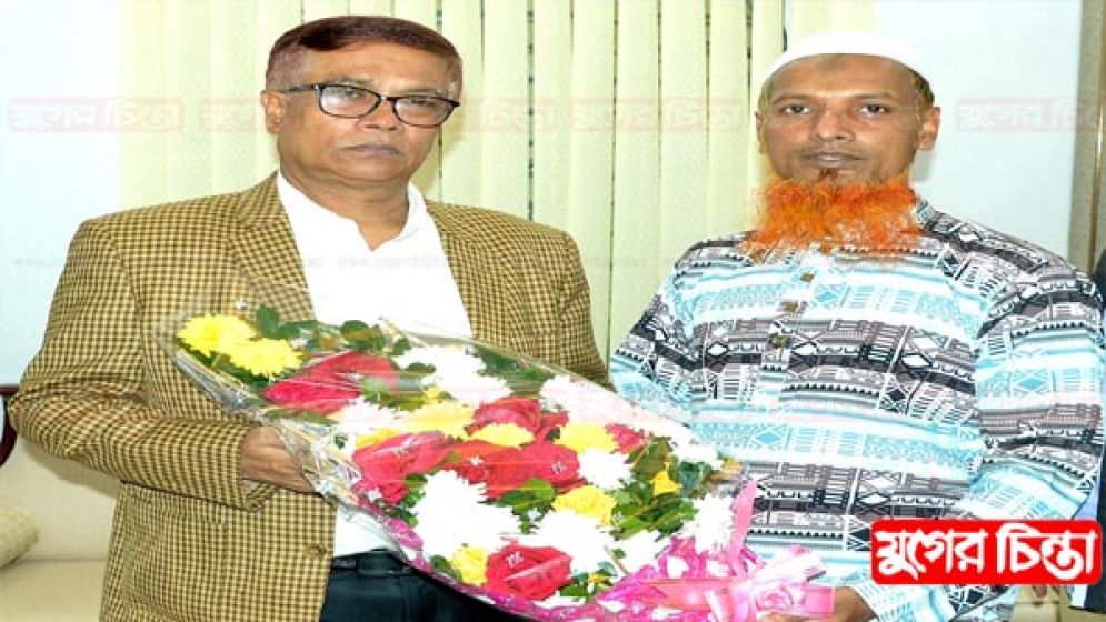 ড.সাখাওয়াত হোসেনকে শুভেচ্ছা ও অভিনন্দন জানান শাহাদাত হোসেন শাহীন মাদবর